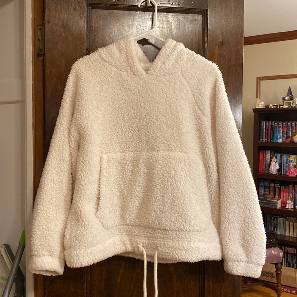 SHERPA SWEATSHIRT
